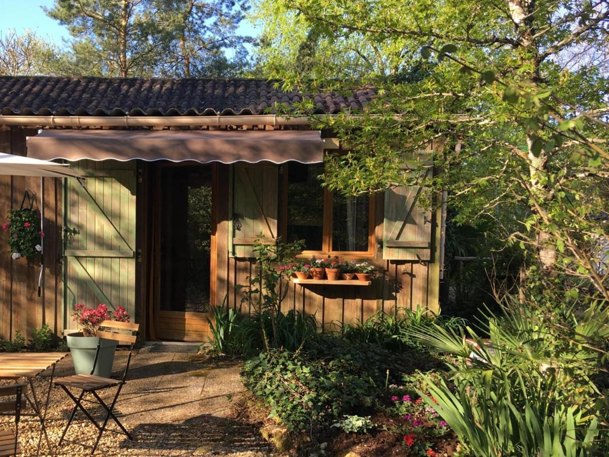 Bed And B Les Truffieres Bed & Breakfast Trémolat Exterior photo