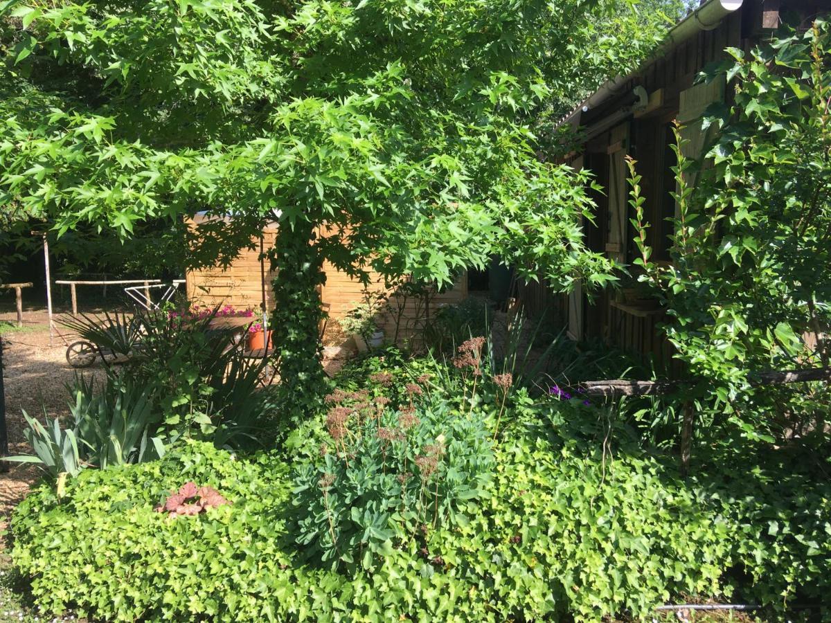Bed And B Les Truffieres Bed & Breakfast Trémolat Exterior photo